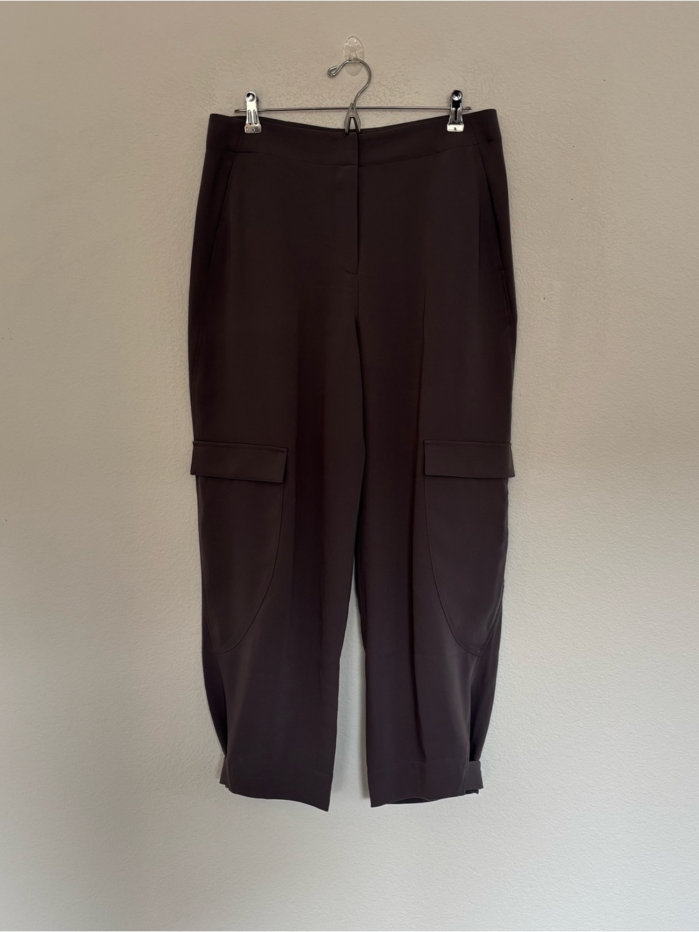 Club Monaco Curved Seam Cargo Pant - Picture 2 of 8